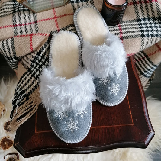 Warme Filzpantoffeln mit Schafwolle SNOW