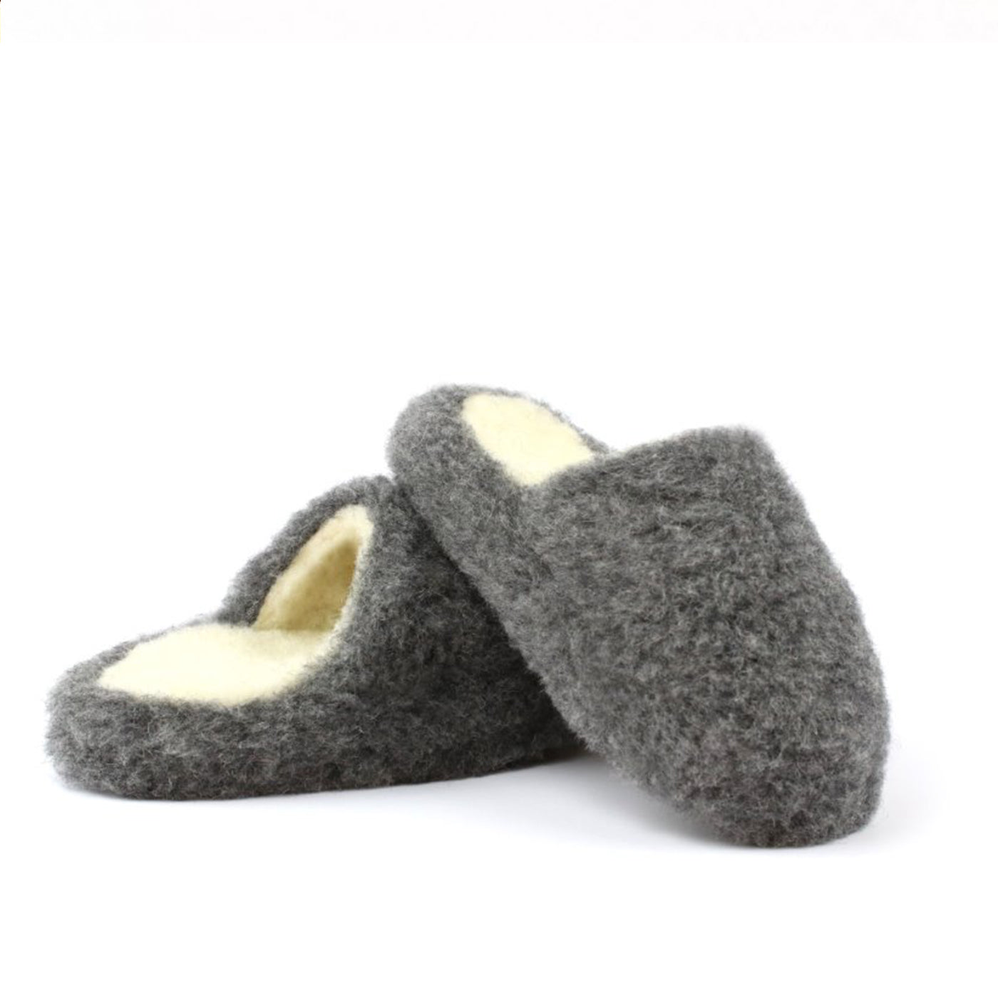 warme Pantoffeln aus Schafwolle Farbe grau